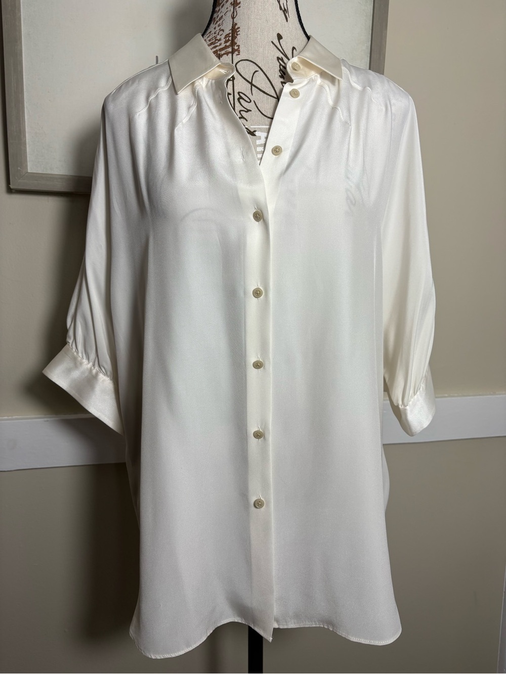 ATM 100% Silk Ecru Button Front Blouse Top L NWT Luxury Minimalist - Picture 2 of 13